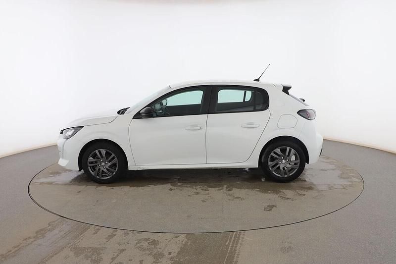 Usado Peugeot 208 Active 75 CV (55 kW) 2022 Blanco Utilitario