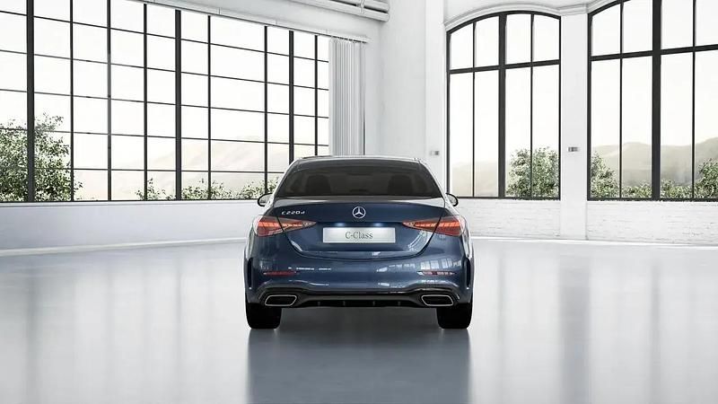 Usado Mercedes C220 197 HP (144 kW) 2025 Azul Sedan