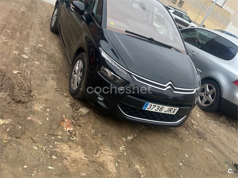 Usado Citroën C4 Picasso Live 130 CV (95 kW) 2016 Negro Monovolumen