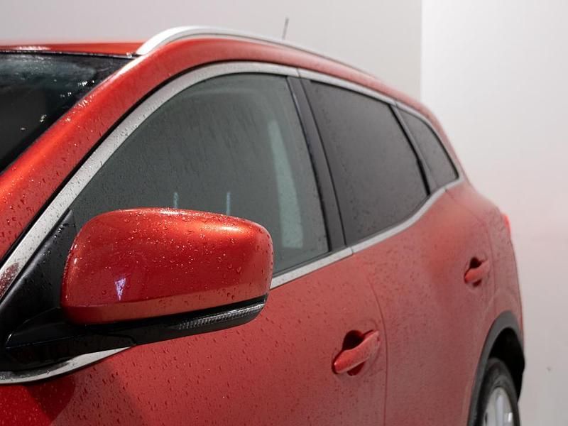 Usado Renault Kadjar Zen 130 CV (95 kW) 2015 Rojo SUV