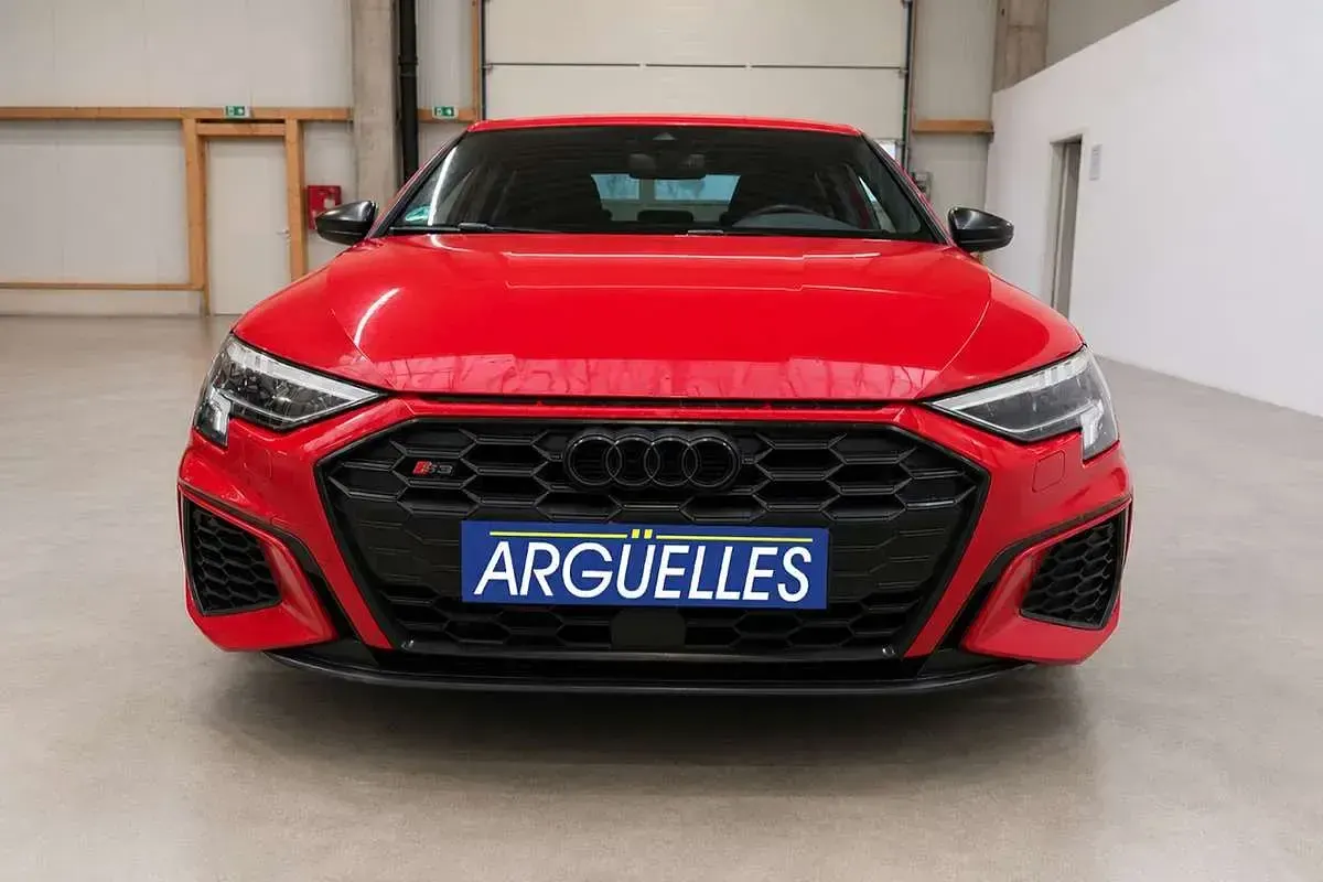Usado Audi S3 Sportback 310 CV (228 kW) 2022 Rojo Utilitario