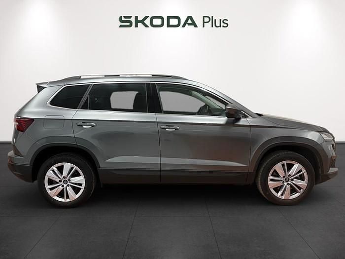 Usado Skoda Karoq Selection 150 CV (110 kW) 2025 Gris SUV