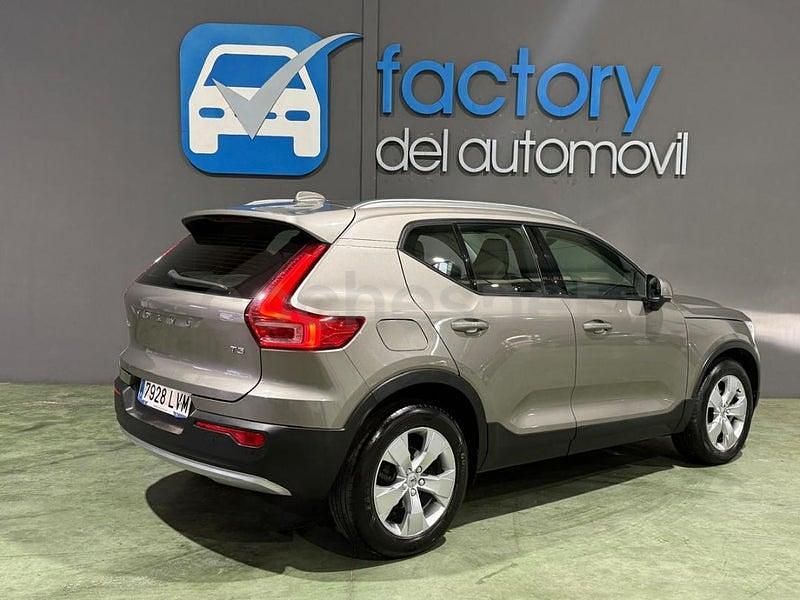 Usado Volvo XC40 Momentum 163 CV (119 kW) 2021 Beige SUV
