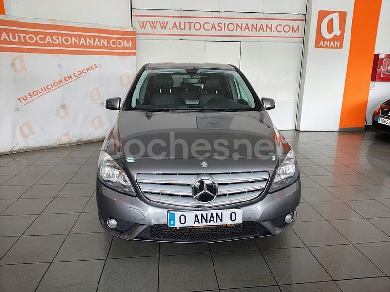 Gris / plata Usado 2016 Mercedes B180 Monovolumen | 13.990 € (Precio justo) - Imagen 1/4