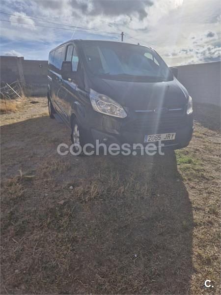 Negro Usado 2016 Ford Tourneo Custom Titanium Van | 14.000 € - Imagen 1/4