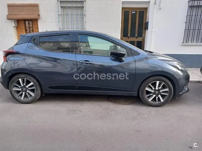 Usado Nissan Micra 92 CV (67 kW) 2021 Gris / plata Utilitario