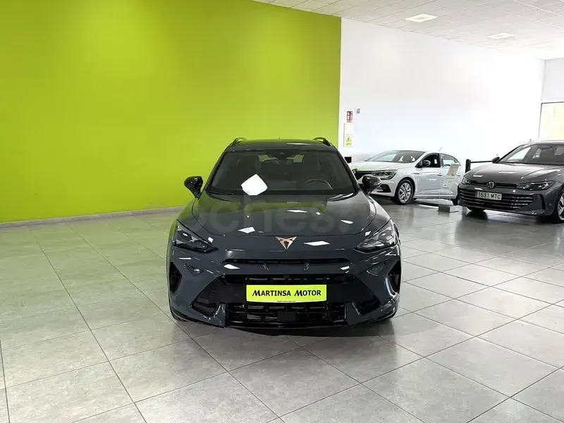 Käytetty Cupra Formentor 150 HP (110 kW) 2025 Harmaa Katumaasturi