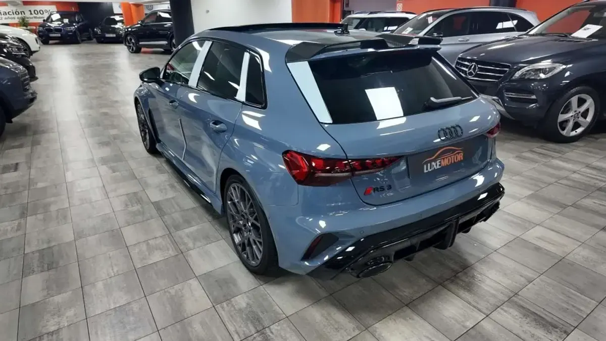 Nuevo Audi RS3 Sportback Competition 400 CV (294 kW) 2026 Gris Utilitario