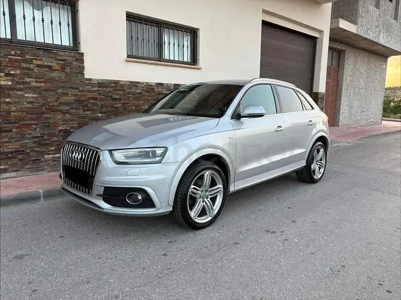 Usado Audi Q3 S-Line 140 CV (102 kW) 2014 Gris / plata SUV