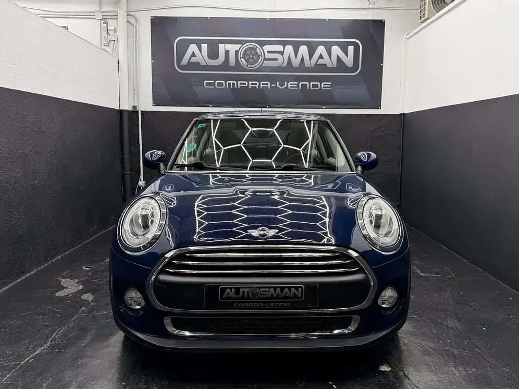 Usado Mini ONE 102 CV (75 kW) 2018 Azul Utilitario