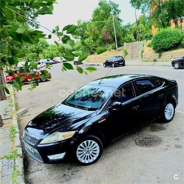 Usado Ford Mondeo Titanium 140 CV (102 kW) 2007 Negro Berlina