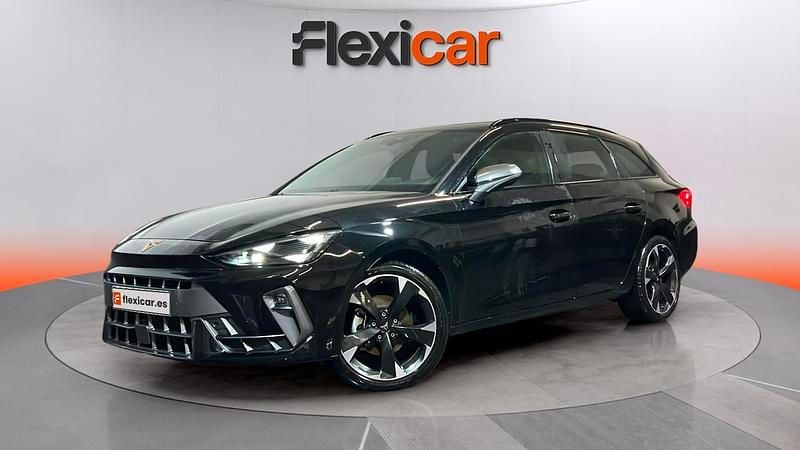 Usado Cupra Leon 150 CV (110 kW) 2025 Negro Familiar