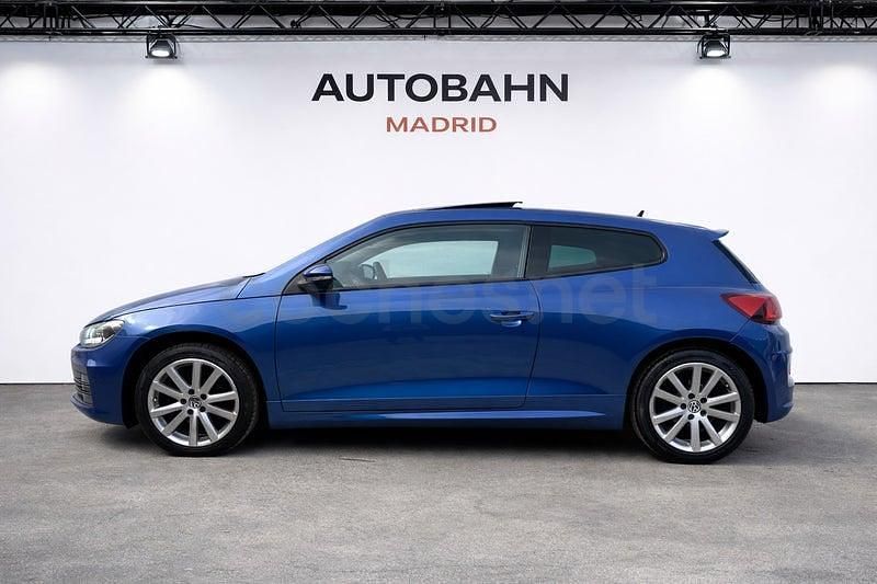 Begagnad VW Scirocco R-line 125 HK (91 kW) 2015 Blå Sportkupé