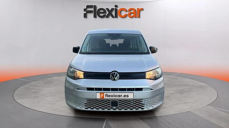 Usado VW Caddy Maxi 122 CV (89 kW) 2024 Gris Monovolumen