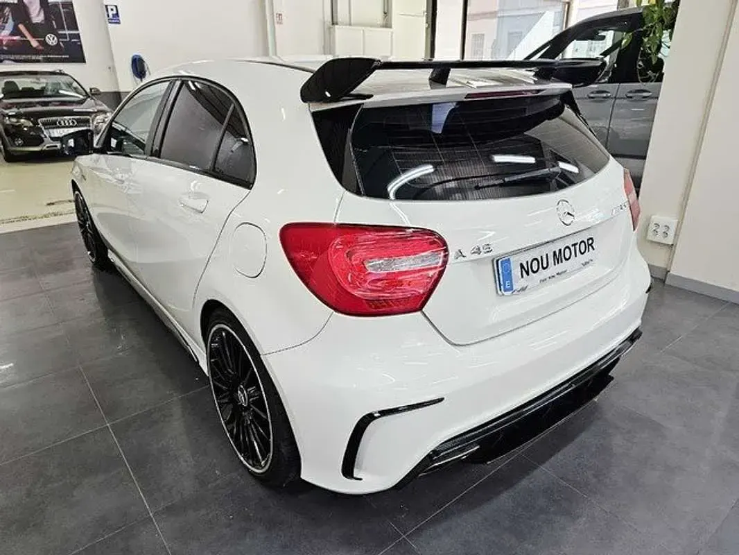 Usado Mercedes A45 AMG AMG 360 CV (264 kW) 2013 Blanco Utilitario
