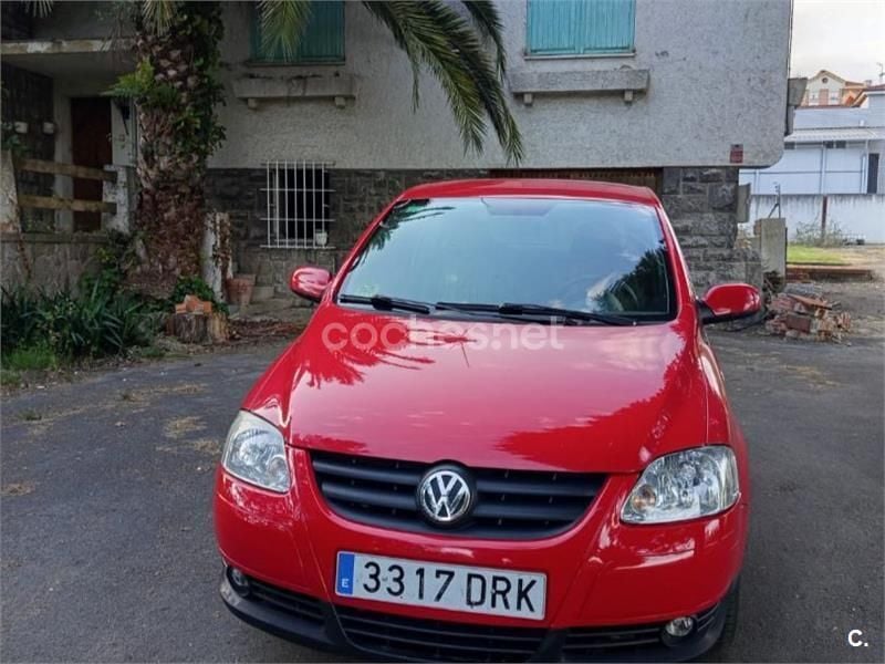 Rojo Usado 2005 VW Fox Utilitario | 3500 € - Imagen 1/4