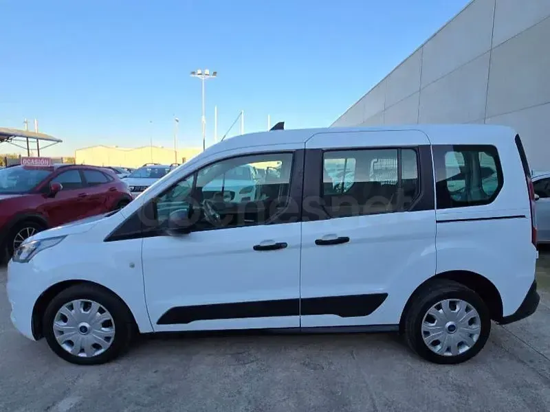 Usado Ford Tourneo Connect Active 100 CV (73 kW) 2022 Blanco Monovolumen