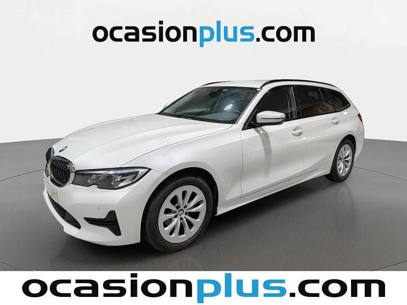Usado BMW 318 150 CV (110 kW) 2021 Blanco Familiar