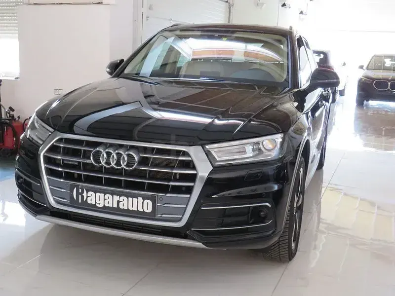 Usado Audi Q5 Advanced Plus 299 CV (219 kW) 2021 Negro SUV