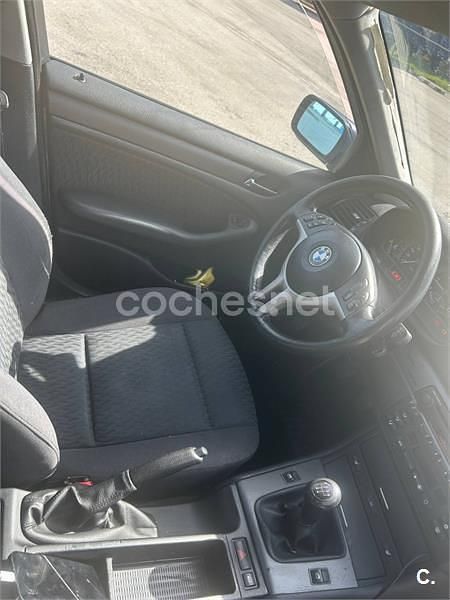 Usado BMW 320 150 CV (110 kW) 2004 Azul Berlina
