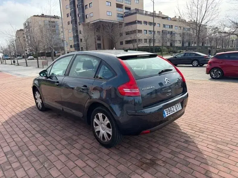 Usado Citroën C4 Exclusive 112 CV (82 kW) 2010 Azul Berlina