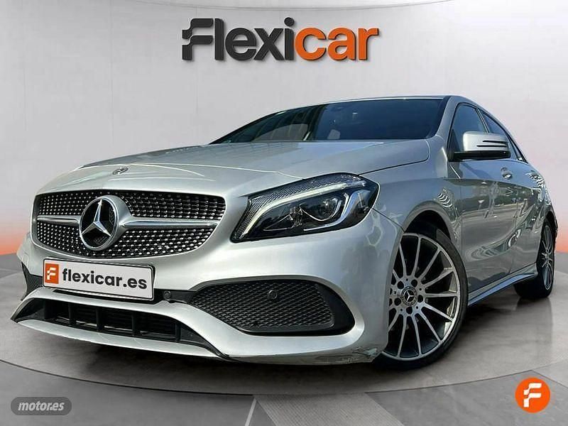 Usado Mercedes A200 136 CV (100 kW) 2018 Gris Berlina