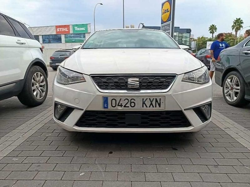 Usado Seat Ibiza Style 75 CV (55 kW) 2019 Blanco Utilitario