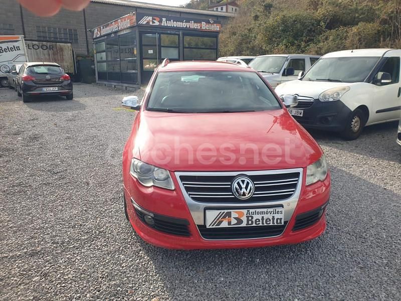 Usado VW Passat R-line 160 CV (117 kW) 2009 Rojo Familiar