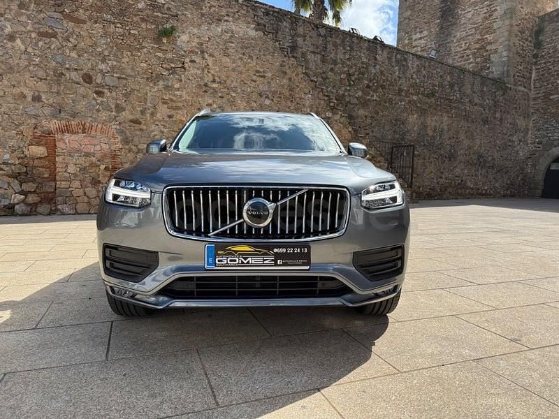 Usado Volvo XC90 Momentum 235 CV (172 kW) 2020 Gris / plata SUV