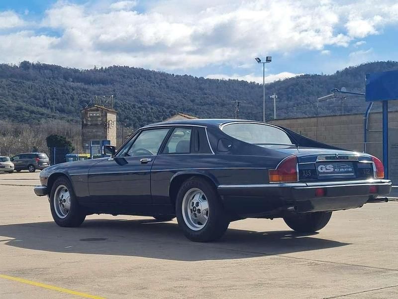 Usado Jaguar XJS 280 CV (205 kW) 1987 Azul Coupe