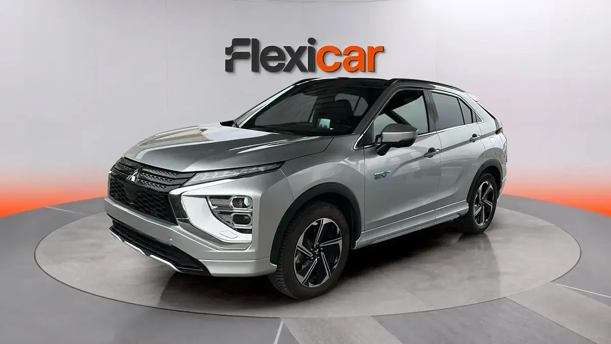 Usado Mitsubishi Eclipse Cross Motion 188 CV (138 kW) 2021 Gris SUV