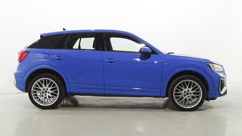 Usado Audi Q2 S-Line 150 CV (110 kW) 2022 Azul SUV