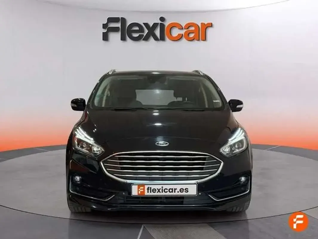 Usado Ford S-MAX Titanium 150 CV (110 kW) 2022 Negro Monovolumen