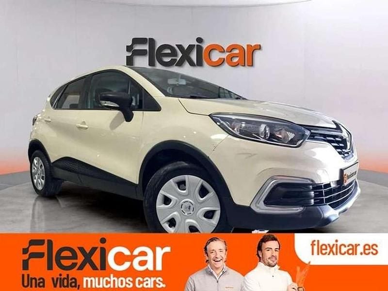 Usado Renault Captur Life 90 CV (66 kW) 2018 Beige SUV
