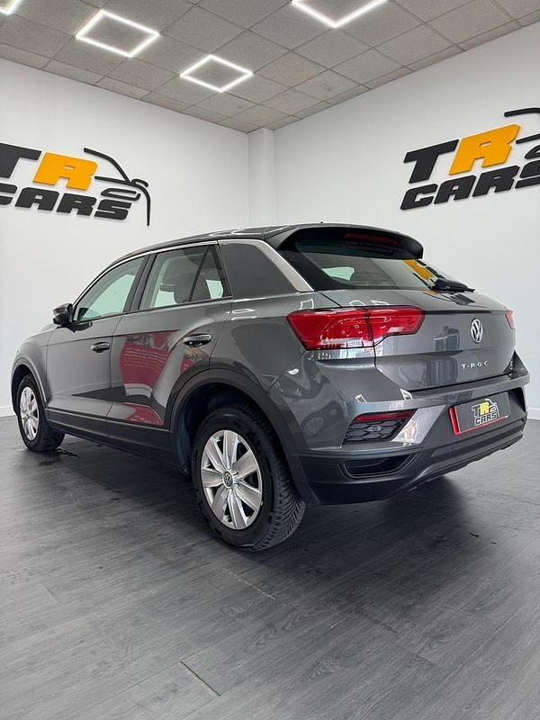 Usado VW T-Roc 115 CV (84 kW) 2019 Gris SUV