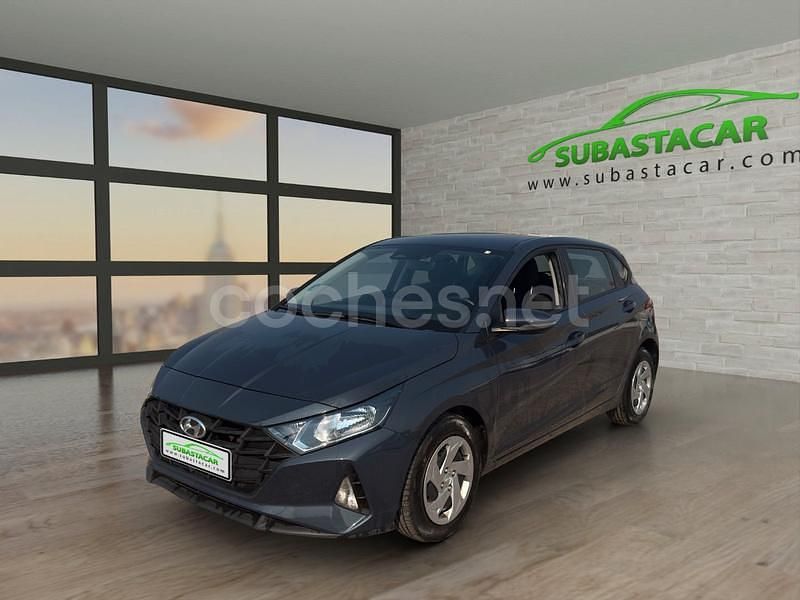 Negro Usado 2023 Hyundai i20 Berlina | 12.900 € (Buen precio) - Imagen 1/4