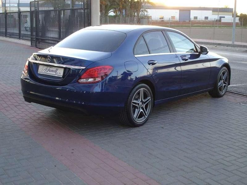 Usado Mercedes C220 194 CV (142 kW) 2018 Azul Berlina