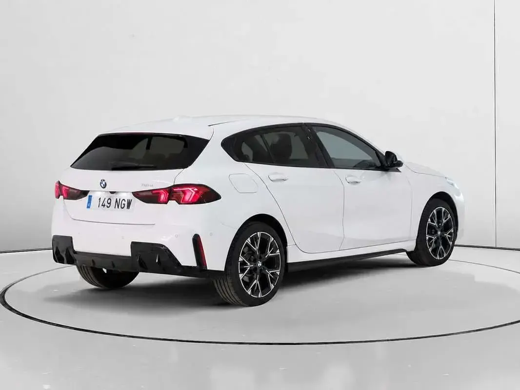 Usado BMW 118 Comfort Edition 150 CV (110 kW) 2025 Blanco Utilitario