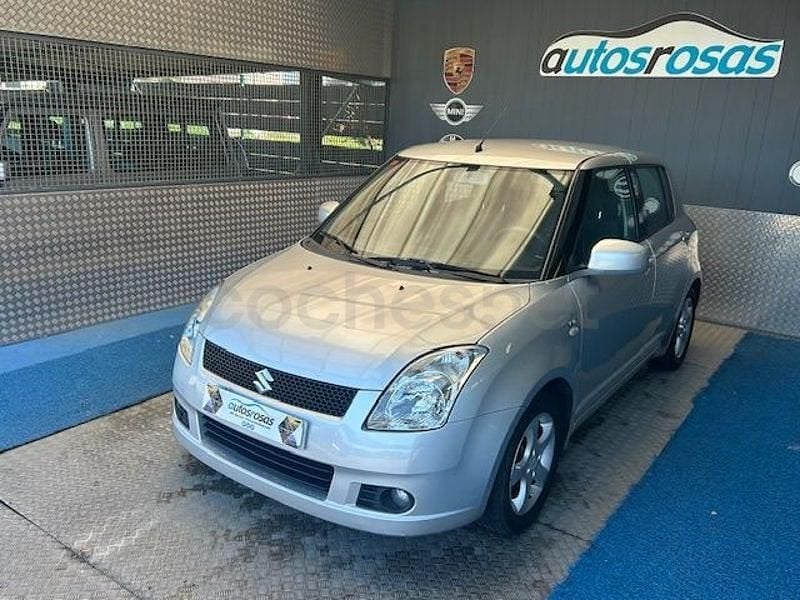 Usado Suzuki Swift GLX 102 CV (75 kW) 2007 Gris / plata Utilitario
