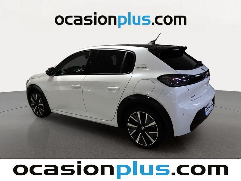 Usado Peugeot 208 GT-line 100 CV (73 kW) 2020 Blanco Utilitario
