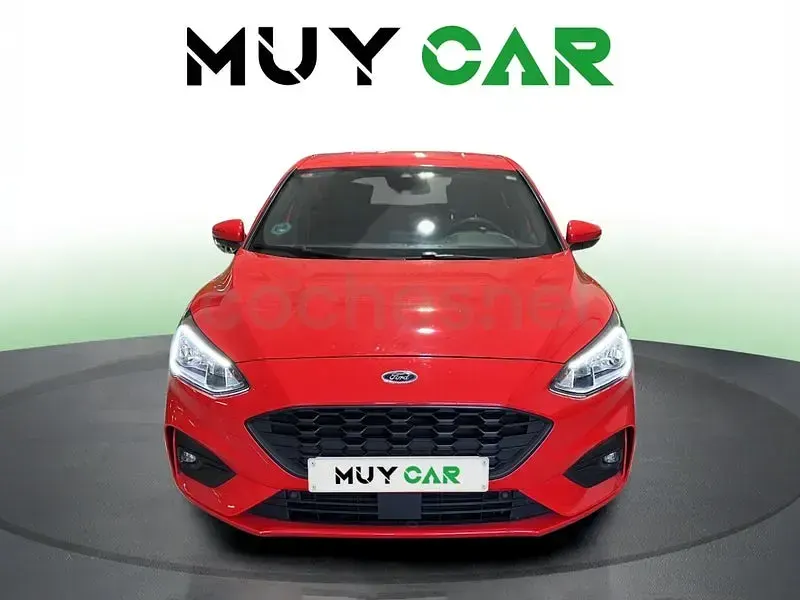 Usado Ford Focus ST-Line 125 CV (91 kW) 2019 Rojo Berlina