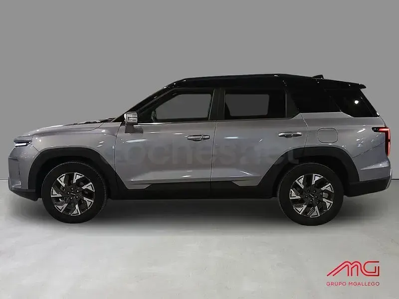 Usado KGM Torres 204 CV (150 kW) 2025 Gris / plata SUV