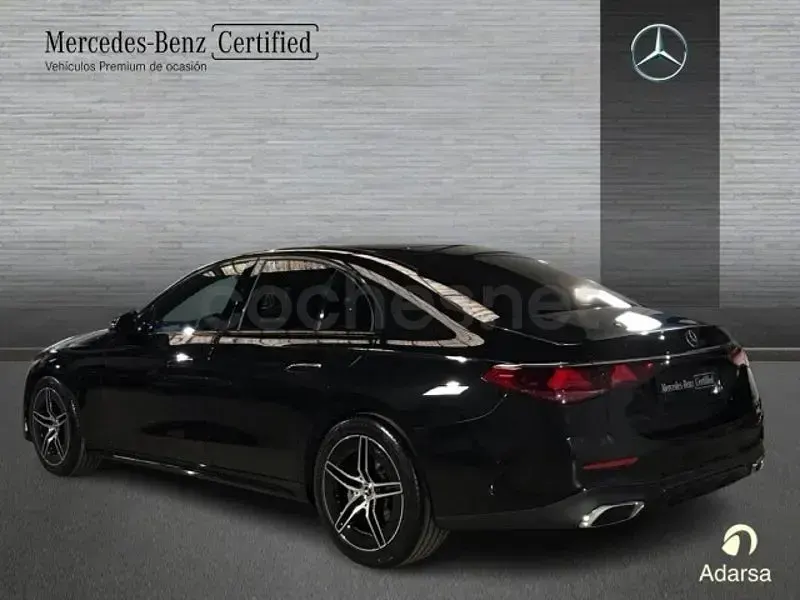 Usado Mercedes E200 204 CV (150 kW) 2025 Negro Berlina