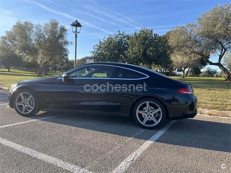 Usado Mercedes C300 AMG line 245 CV (180 kW) 2017 Negro Coupe
