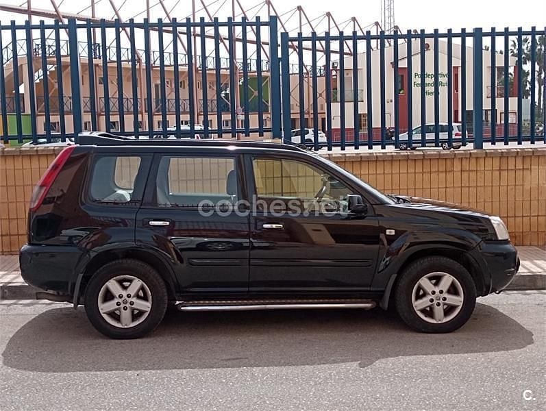 Usado Nissan X-Trail 114 CV (83 kW) 2004 Negro SUV