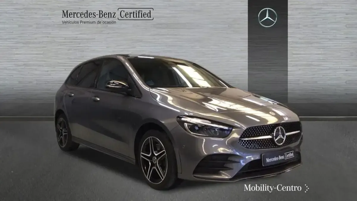 Usado Mercedes B250 AMG line 217 CV (159 kW) 2023 Mountaingrau  met. Utilitario