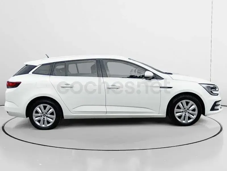 Usado Renault Mégane GrandTour Zen 115 CV (84 kW) 2021 Blanco Familiar