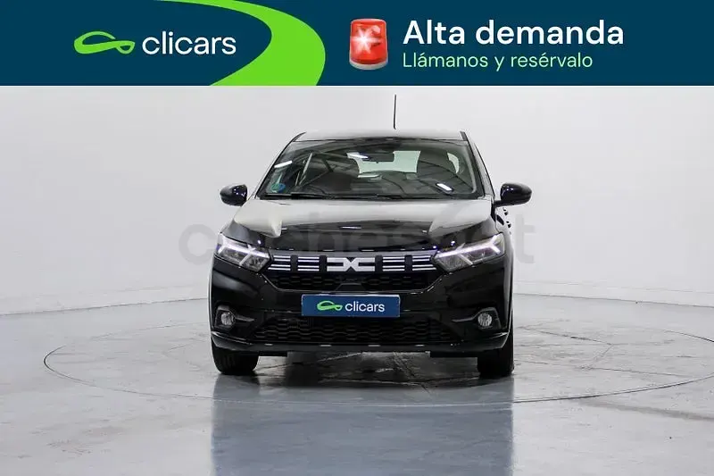 Usado Dacia Sandero Essentiel 101 CV (74 kW) 2024 Negro Berlina