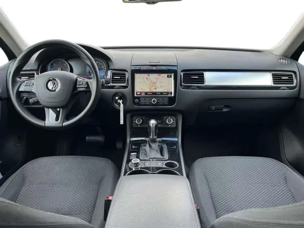 Usado VW Touareg 262 CV (192 kW) 2014 Negro SUV