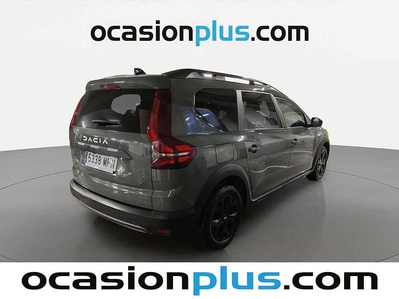 Usado Dacia Jogger Extreme 100 CV (73 kW) 2023 Verde Monovolumen